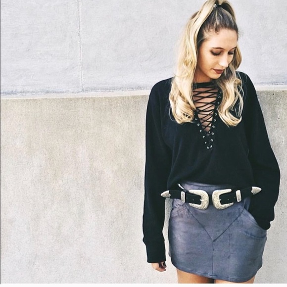 LF Tops - NWOT LF Lace Up Sweater